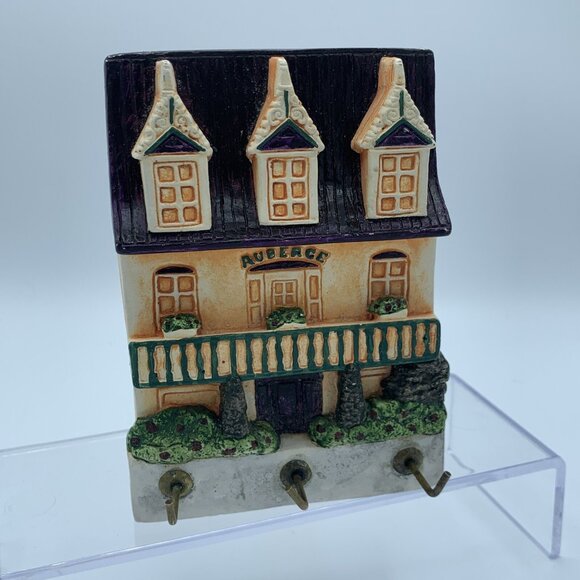 L’Atelier Pasdeloup Wall Hanging Signed Plaster Key Holder Auberge Old Quebec - Picture 1 of 12
